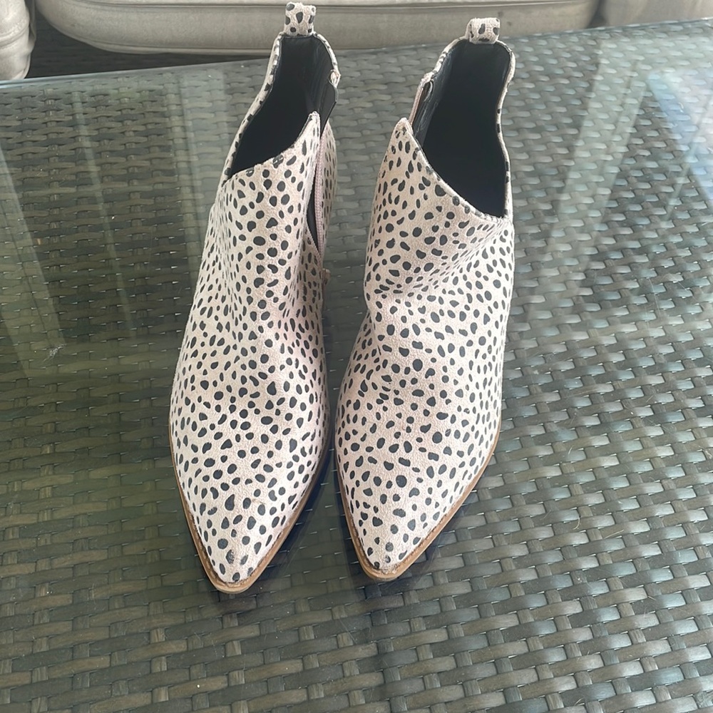 Leopard booties